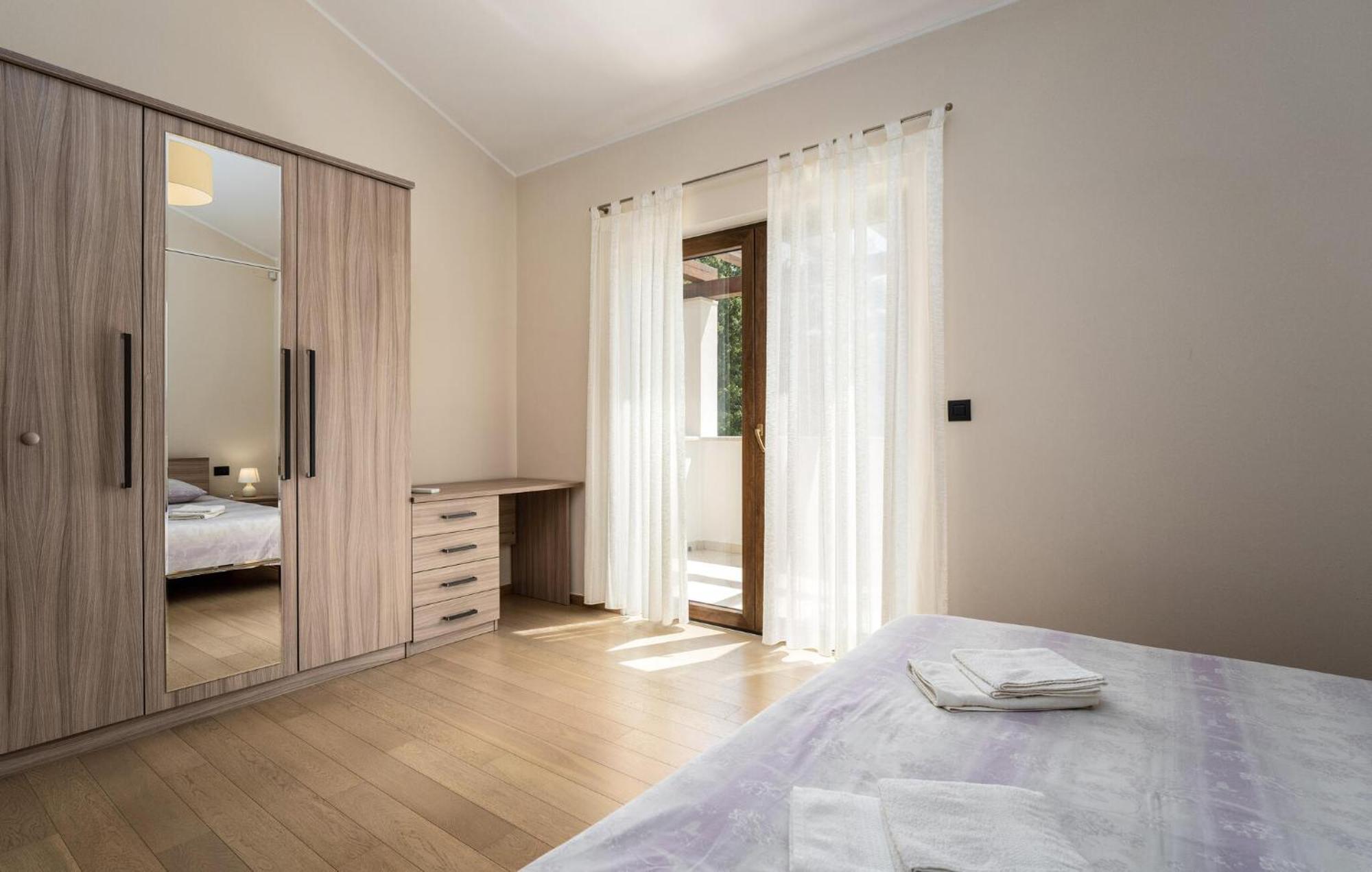 Ferienhaus Genia Ii